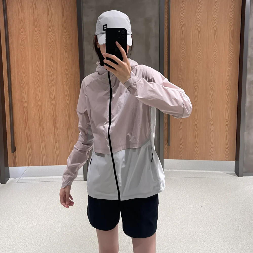 Lightweight Outdoor Running Jacket Windproof Skin-friendly Sportswear Polyester Fiber Standard Fit Summer Season Zipper Closure