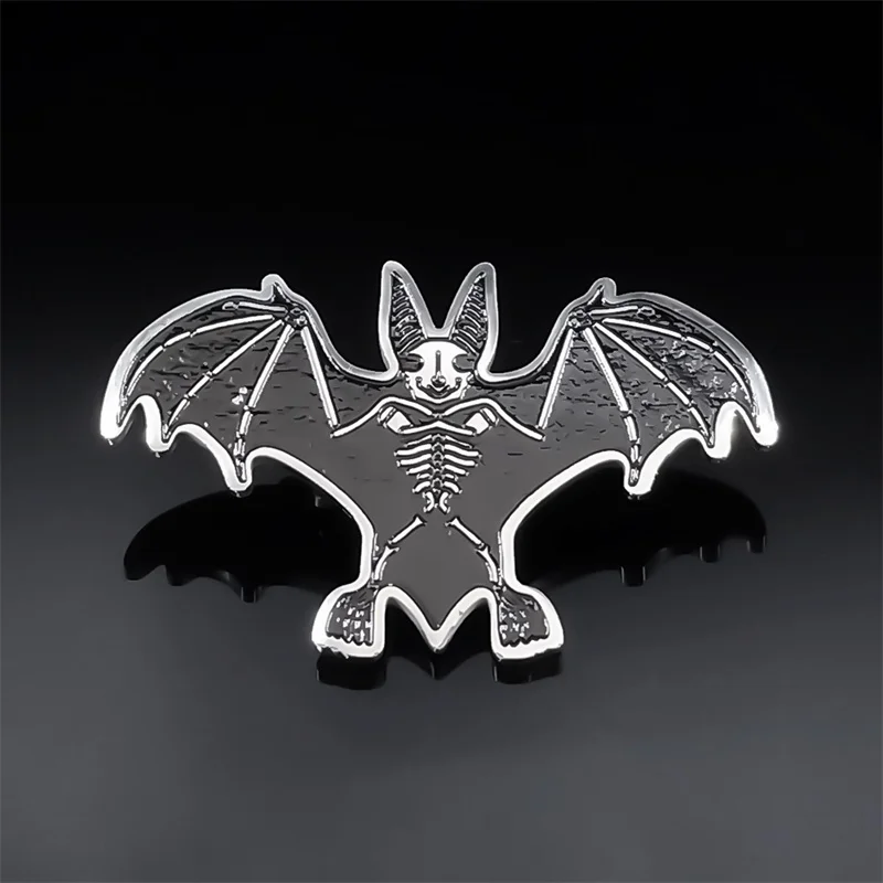

Witch Bat Skull Brooch Stainless Steel Silver Color Goth Pagan Animal Skeleton Bag Accessories Lapel Pin Grunge Jewelry X7012S02