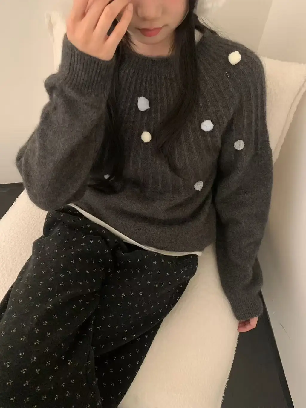 

Handmade Bear Velvet Knitted Sweater round Ne 3D Ball Design Autumn Winter Faionable Anti-Aging Soft Warm Thi Ladies' Top