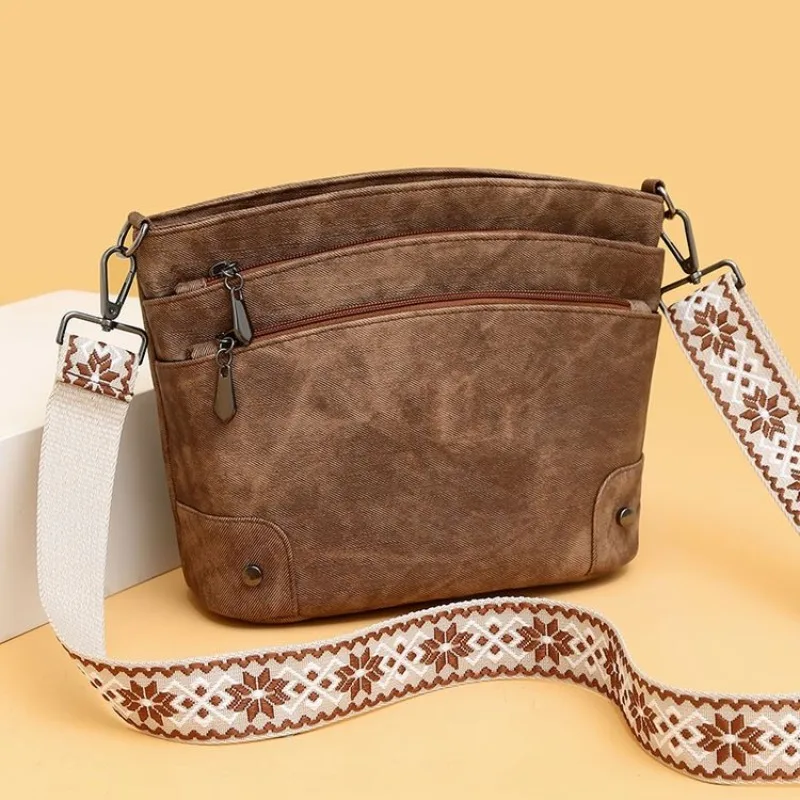 Elegant Large Capacity Leather Diaper Bag For Women Luxury Tote Shoulder Purse Classic Designer Paris Casual Trendy Style