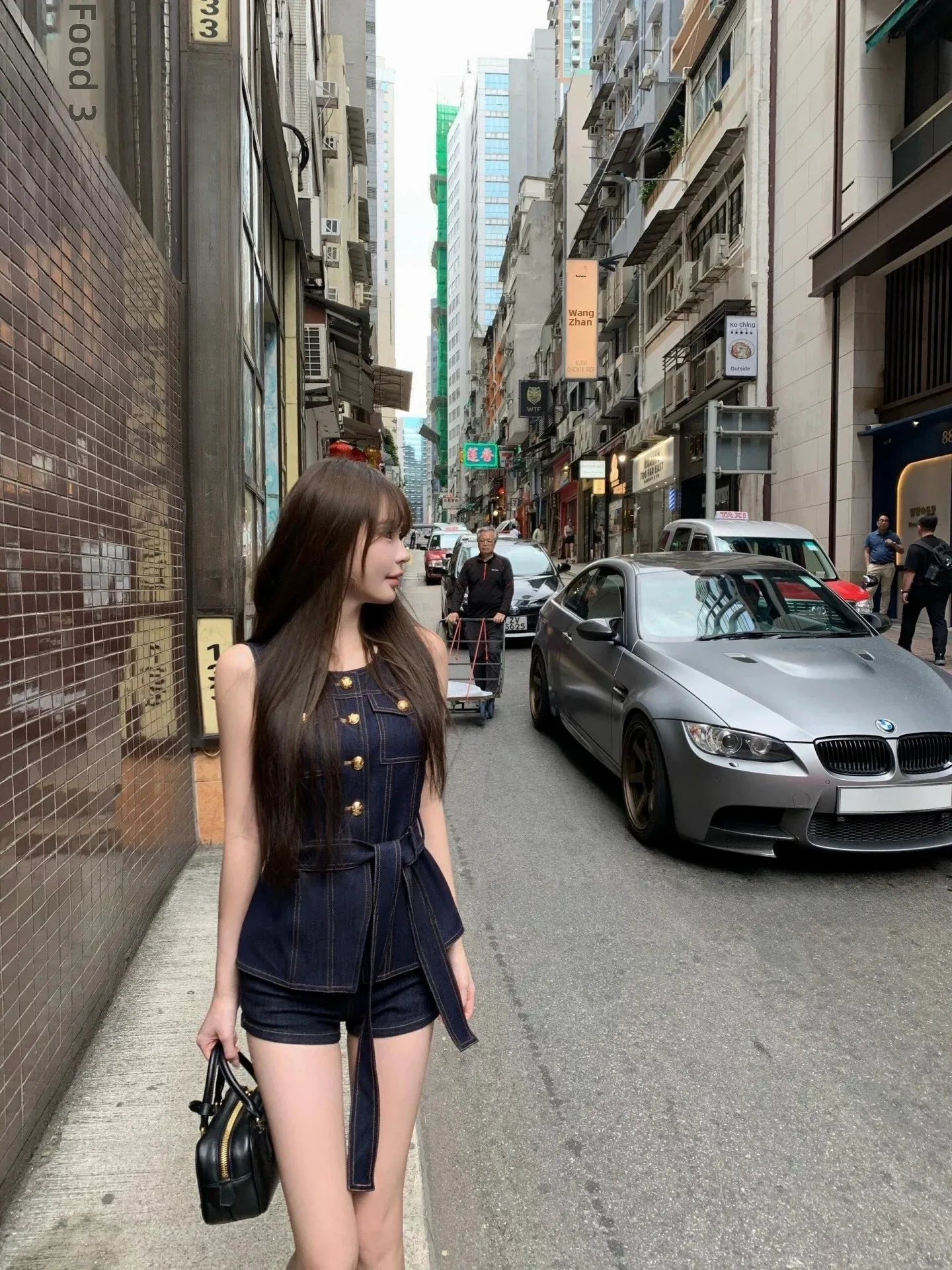 Retro Embroidered Gold Buckle Waist Belt Denim Vest Women's Summer Fashion Simple Sleeveless Top Elegant High-End Feeling