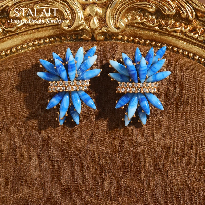 Pendientes Vintage de flores azules para mujer, ramo de Coral rosa, diamantes de imitación de Color dorado, accesorios de fiesta, joyería de tendencia 2025, nuevo en