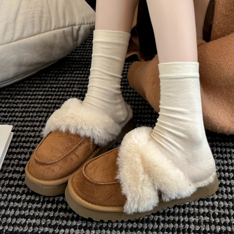 الفراء الشقق نعال من القطن أحذية خفيفة أنيقة الجلد المدبوغ الشتاء الثلوج الأحذية 2025 العلامة التجارية الجديدة الراحة فستان Slingback المنزل Mujer بوتاس