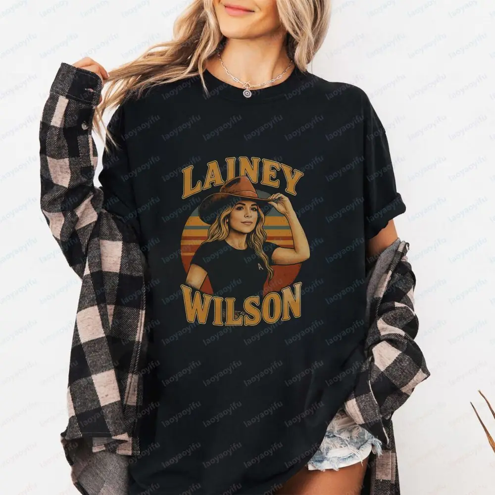 Lainey Wilson - Country Pop Summer Casual Trendy Multi-Purpose Short-Sleeved T-Shirt for Both Men and Women with Round Neck