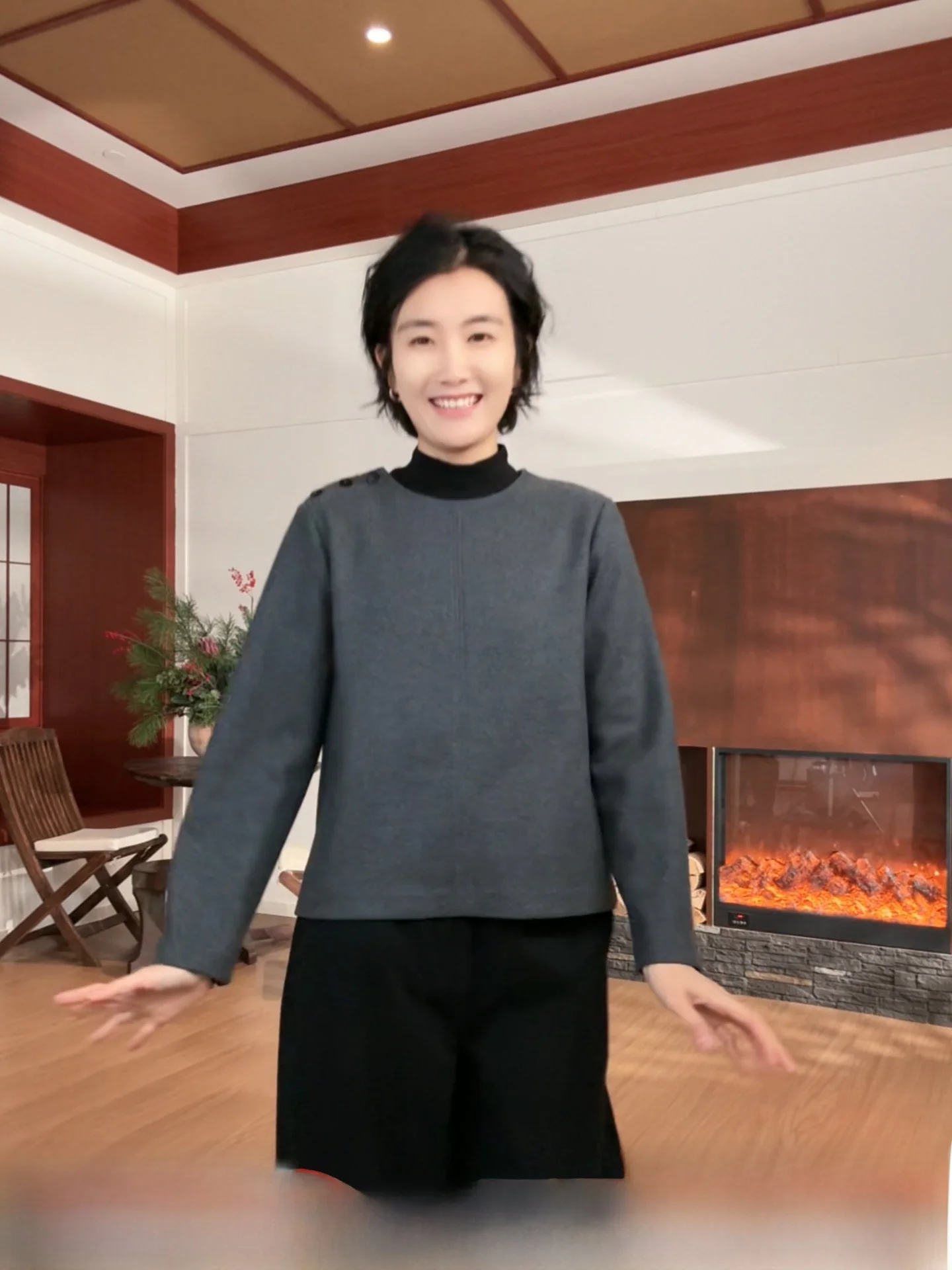 

Langqing ey round Ne ort Woolen Coat Women's 2026 New Spring Design Unique Long Sve Top Loose Fit Comfortable