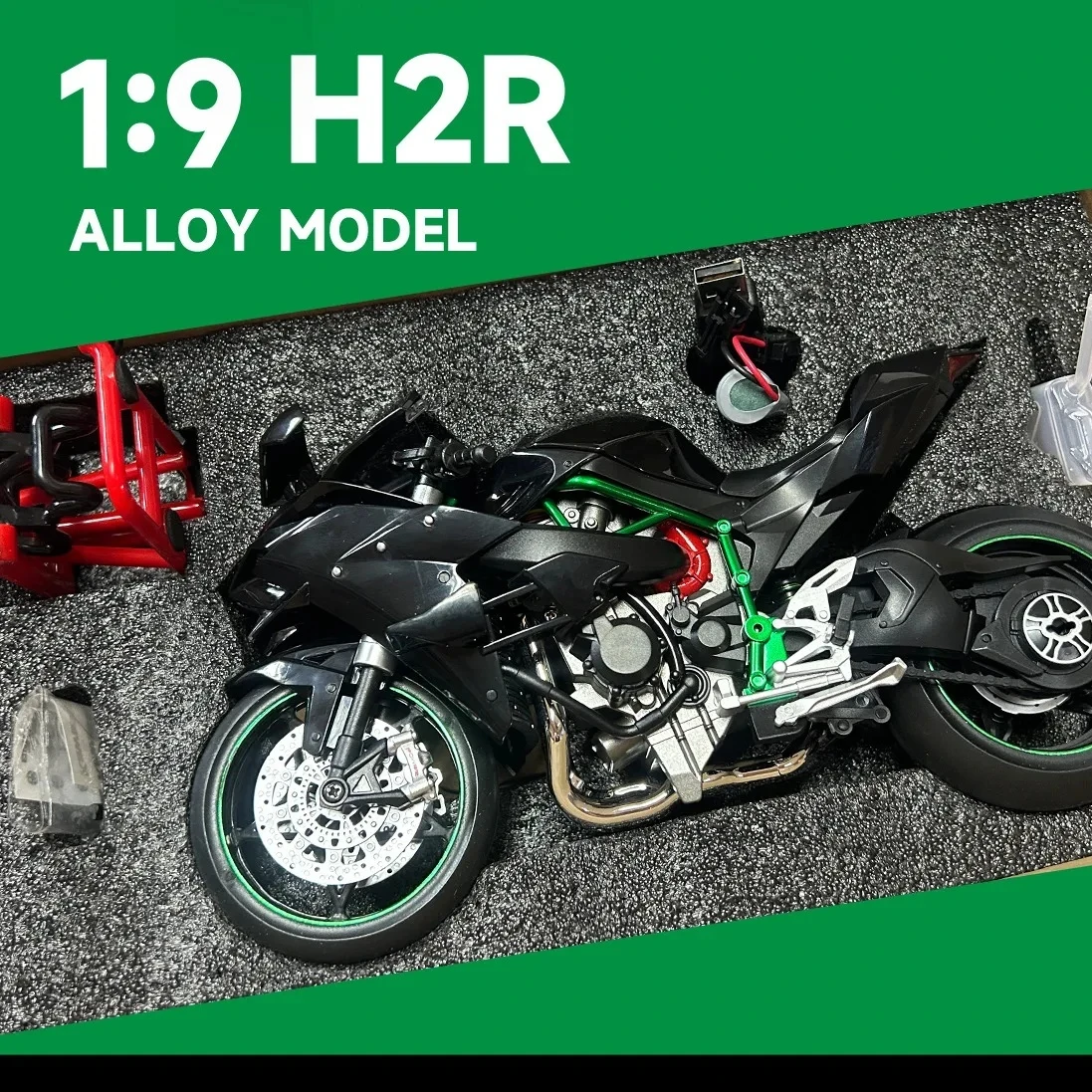 1:9 Scale Alloy Motorcycle Model with Simulated Engine Sound & Exhaust Spray Effect, Dynamic Display Piece for Collectors & Gift