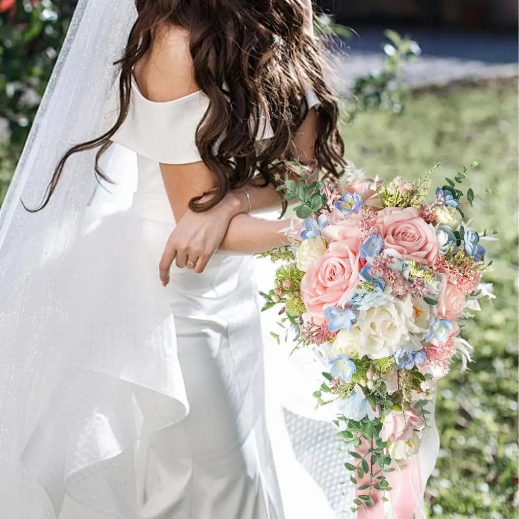 

Cascading Bridal Bouquet Wedding Silk Flowers Romantic Bridesmaid Bouquet for Ceremony Anniversary Gift Valentine's Day Supplies