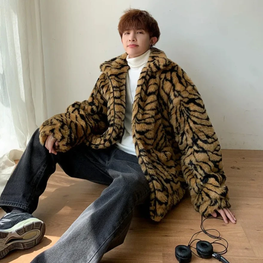 Faux Fur Jacket Men Leopard Print Coat Thick Winter Warm Zipper Turn Down Collar Pockets Vintage Overcoat 2025 Casual Outerwear