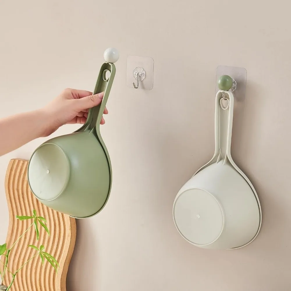 Light Luxury Plastic Water Scoop Large Capacity Ergonomic Handle Kitchen Dipper Simple Thickened Water Ladle Watering Flowers