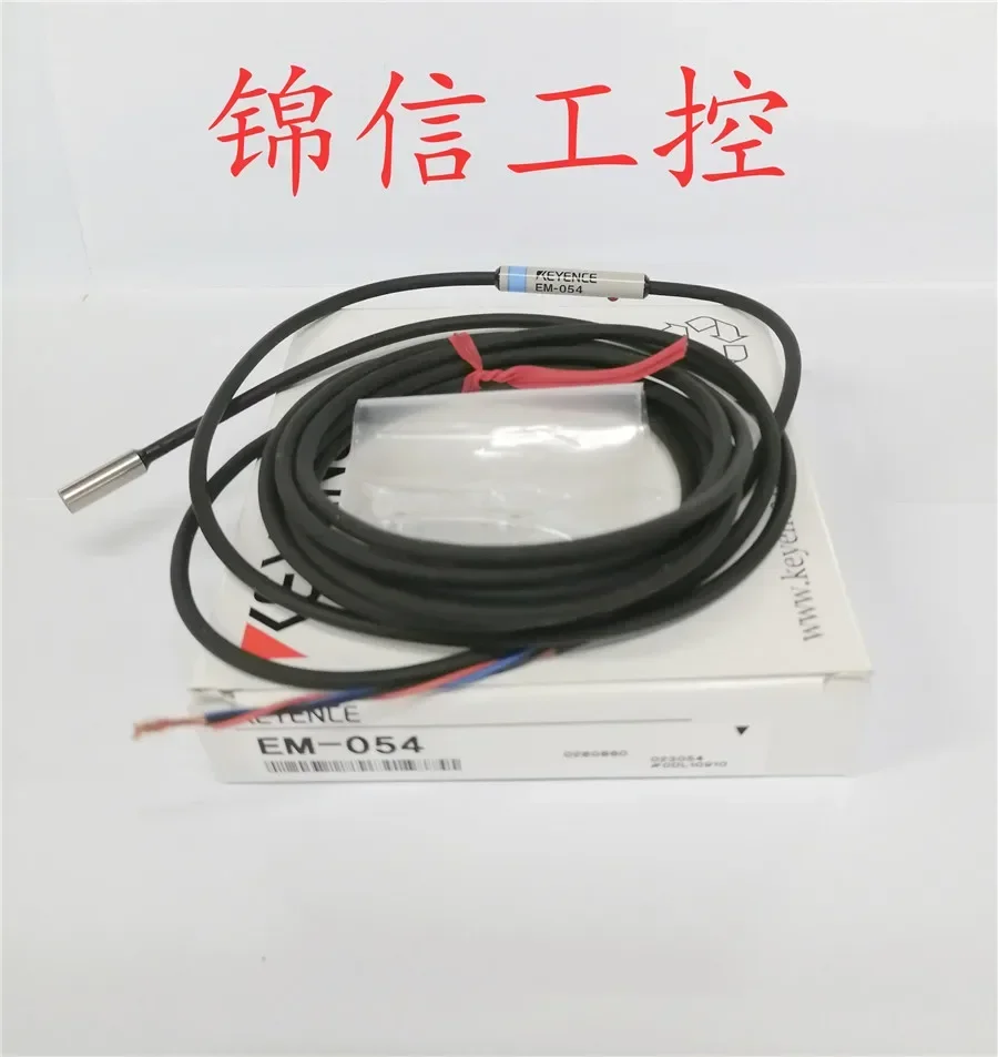 KEYENCE  EM-054 100%new and original