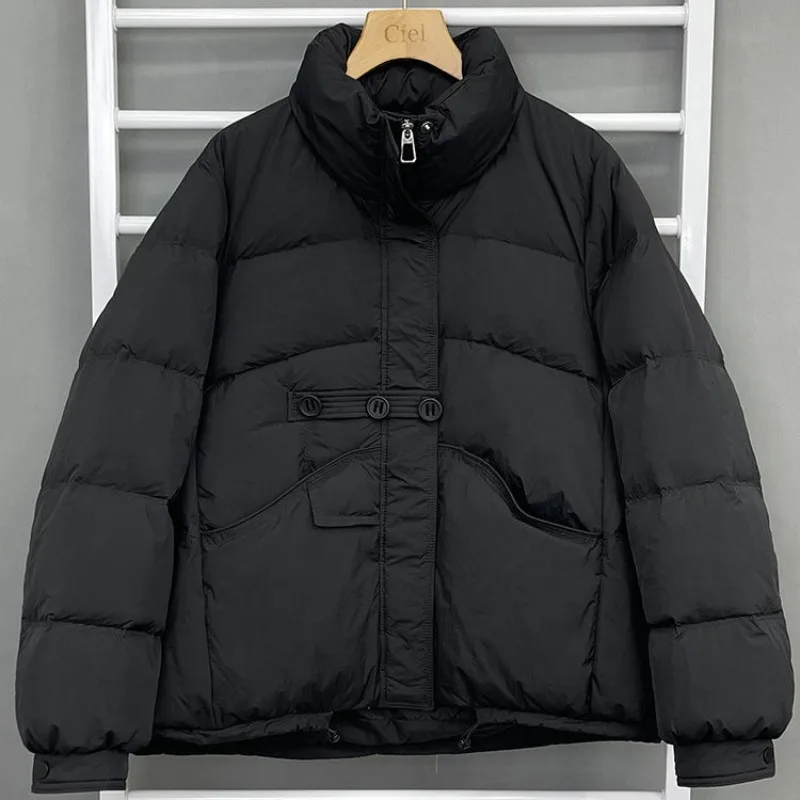 

2025 Loose Small White Duck Down Jacket Short Women's Jacket Warm Three-button Stand-up Collar Light and Thin