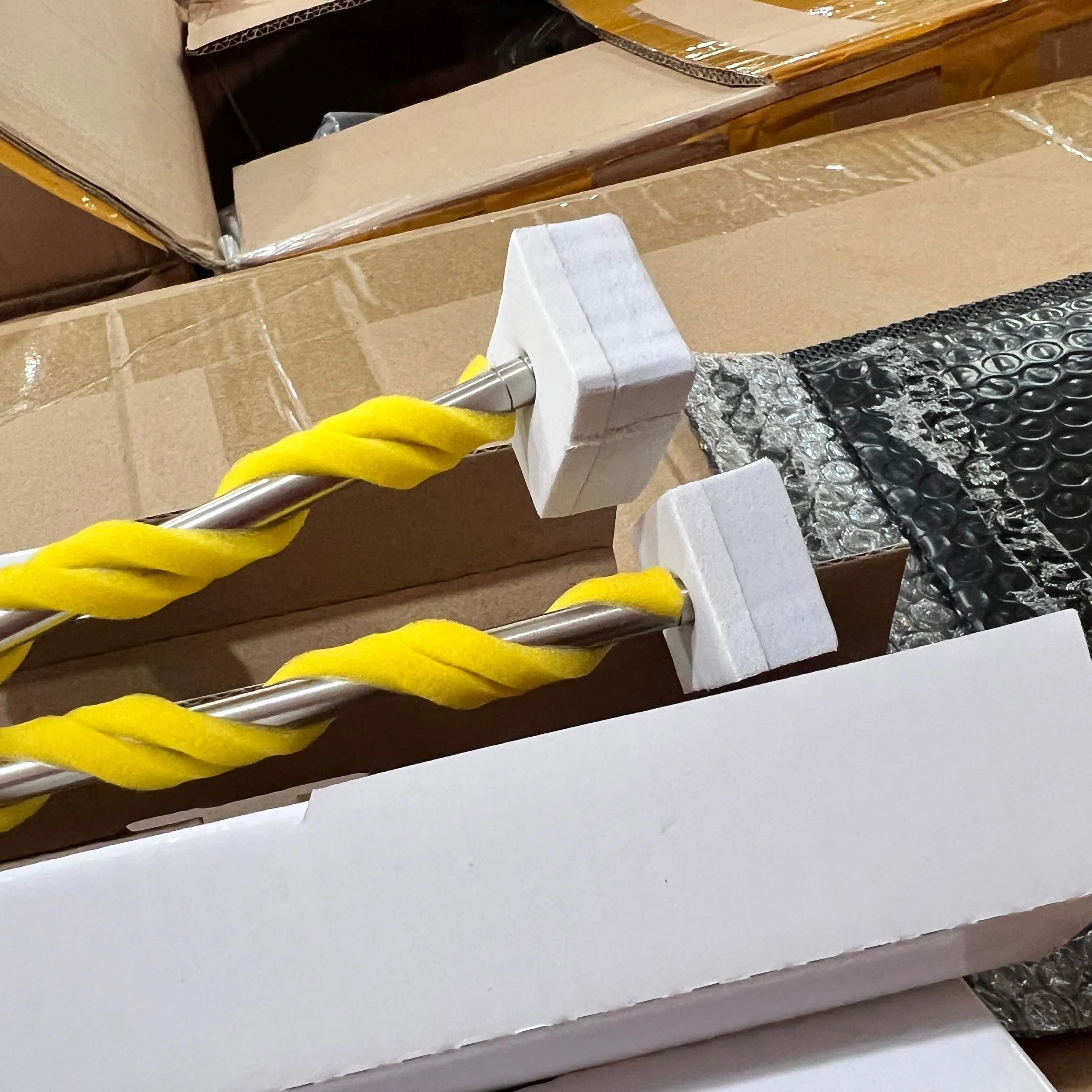 

4PCS High Quality V180 V2100 V3100 Primary Charge Roller For Xerox Versant 80 180 2100 3100 V80 PCR Sponge Cleaning Roller