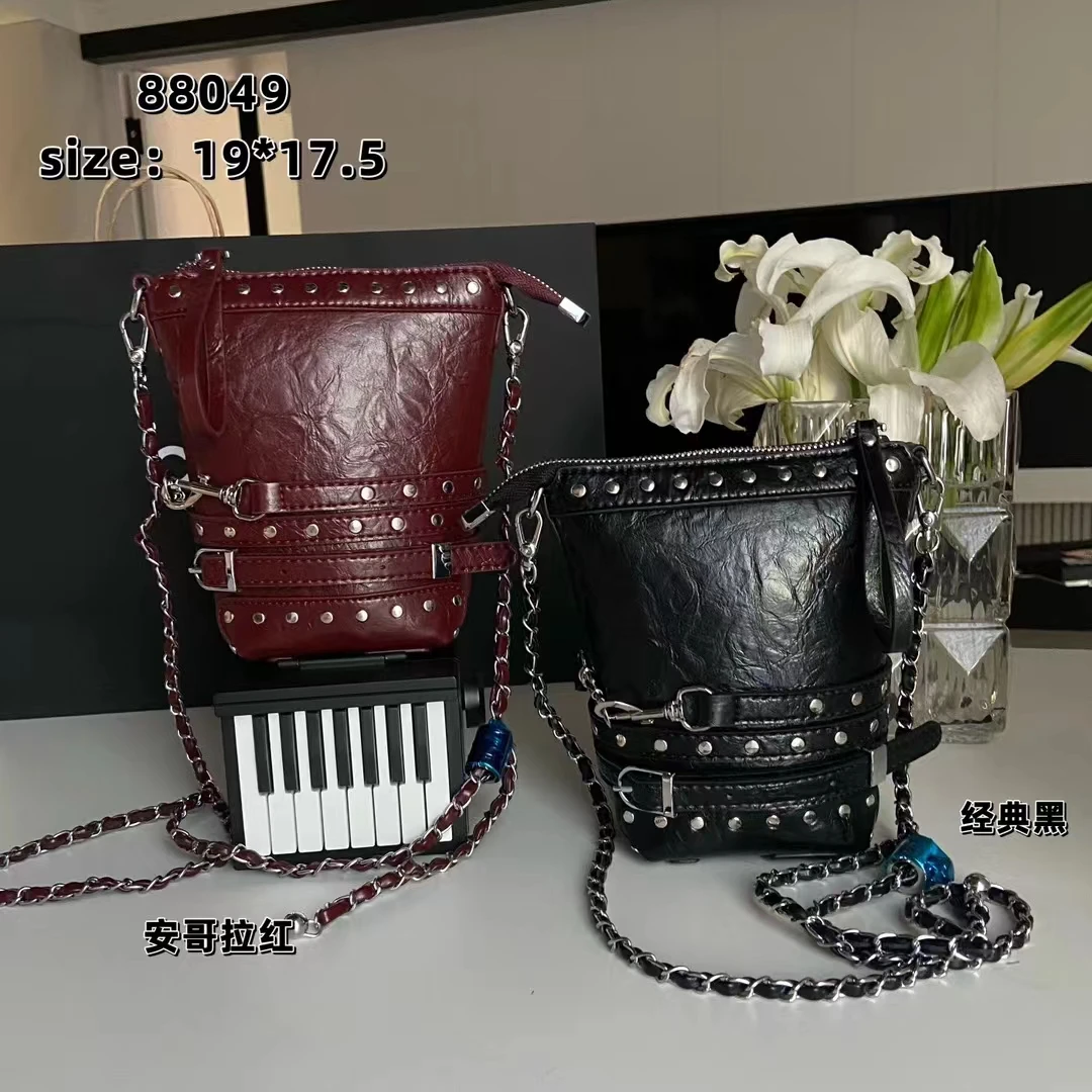 European And American Fashion Retro Motorcycle Style Metal Rivet Women's Bag Mini Bucket Type Single Shoulder Crossbody Bag Tide