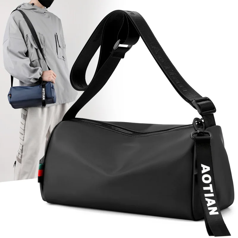 

2023 New Man Shoulder Bags Totes Size L S Oxford Water Resistant Bags Pockets Crossbody Bags Minimalism Light Classic Designer