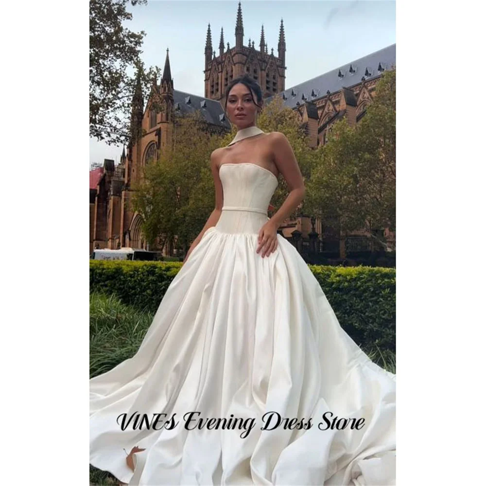 

VINES White Elegant Prom Dresses Strapless A Line Formal Dresses Pleated Satin Evening Dress with Train Wedding Dress Customized