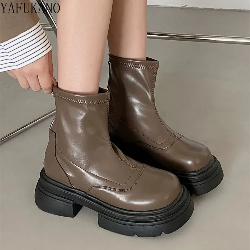 

Black Thick Sole Increase Height Motorcycle Boots British Style Chunky Heel Platform Retro Slim Short Boots Sewing Womens Boots