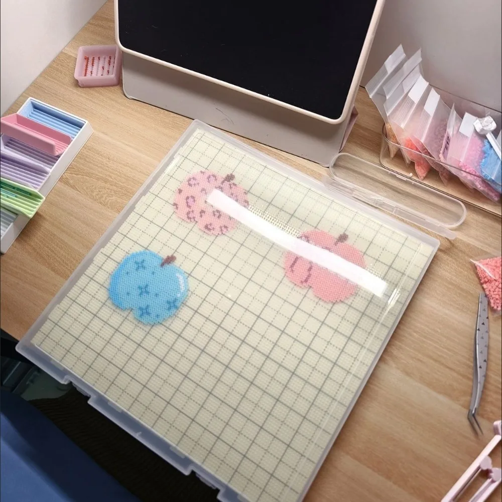 Transparent Plastic Bead Storage Box Latch Lid Large Capacity Clear Storage Container Dust-proof Anti Spill Pegboard Storage Box
