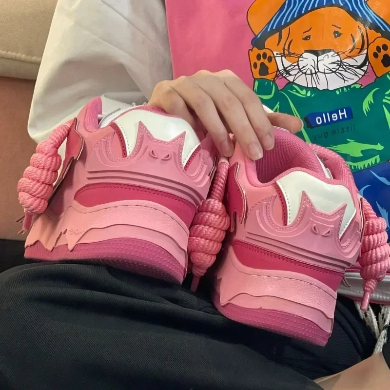 NOWE różowe damskie buty sportowe Bat platforma wygodne Kawaii codzienne trampki sportowe damskie oddychające nowe buty na deskorolkę