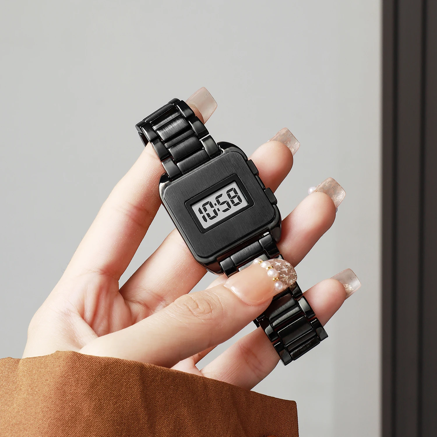Simple Digital Men's Electronic Watch Arabic Numerals Show Conspicuous Daily Wearing Time as Gifts for Grandpa's Daily Life