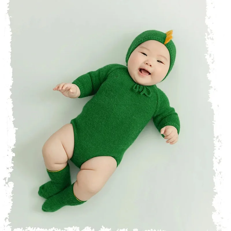 1 Year Old Baby Boy Photography Outfits Knitted Green Dinosaur Hat+Jumpsuits Cool Dinosaur Theme Set Studio Shooting Accessories