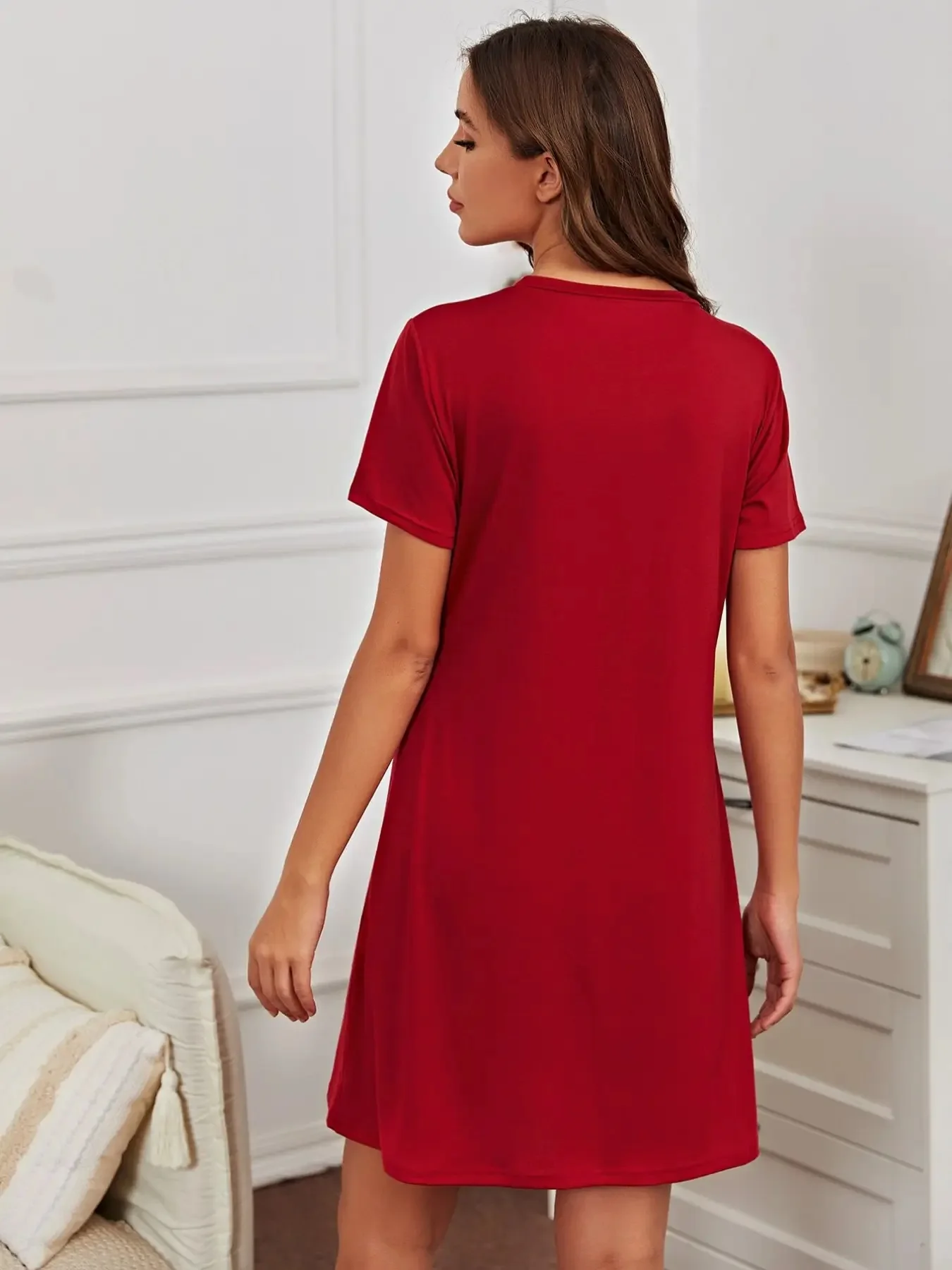 Letter  Print Red Nightdress Short Sleeve Round Neck Loose Fit  Sleep Dress  Women\'s Sleepwear & Dresses Pajamas Loungewear