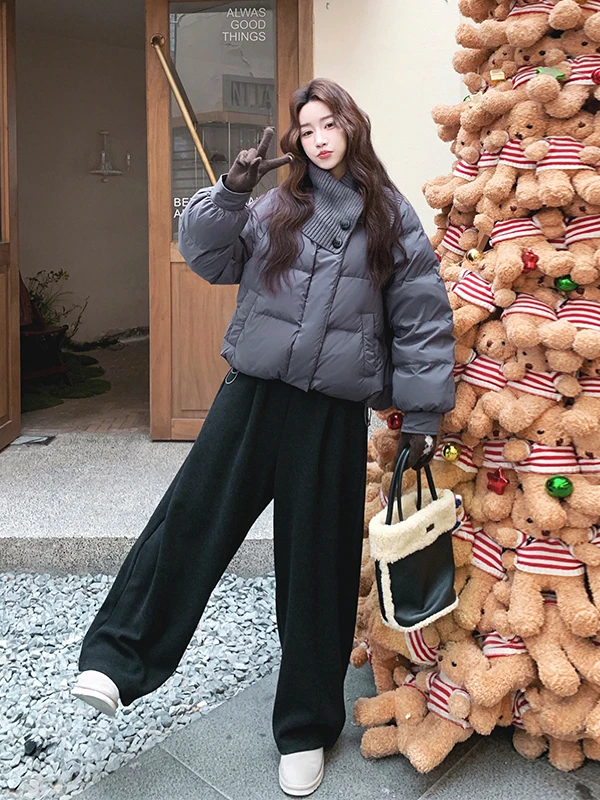 니트 스탠드 칼라 브레드 다운 재킷 여성용 2025년 겨울 신상 하이 디자인 감각적 따뜻한 외투