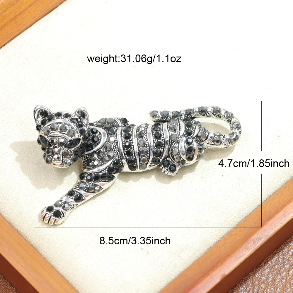 CINDY XIANG New Vintage Cute Tiger Brooches Vivid Animal Leopard Brooch Pins Jewelry for Men And Women Friends Christmas Gifts image 3