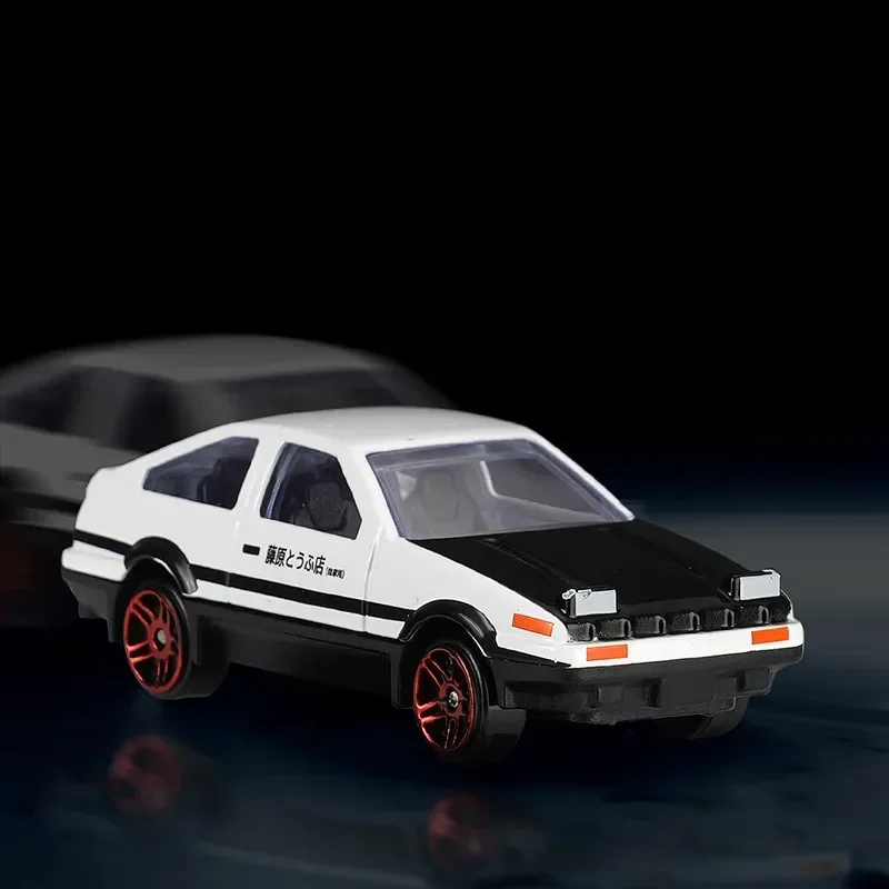 1:64 Alloy Drifting Moving Cool Car Ornaments Toys AE86 Car Decoration Die Cast Alloy Boys Toys Cars Pull Back Car Ornaments