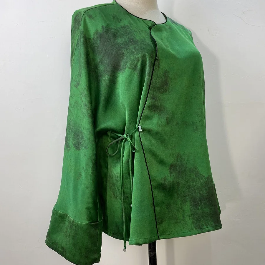 High Quality Xiangyun Yarn Chinese Style Improved Women's Coat Emerald Green Soteil Tie-Dyed 100% Real Silk Lace-up Design