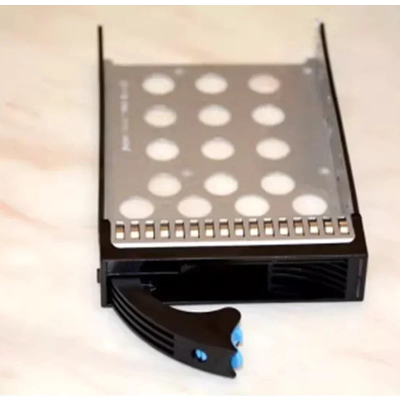 Лидер продаж, четырехдисковый NAS-шасси, тихий дизайн, поддерживает материнскую плату ITX K3, кохлеарное межпланетное шасси, черный