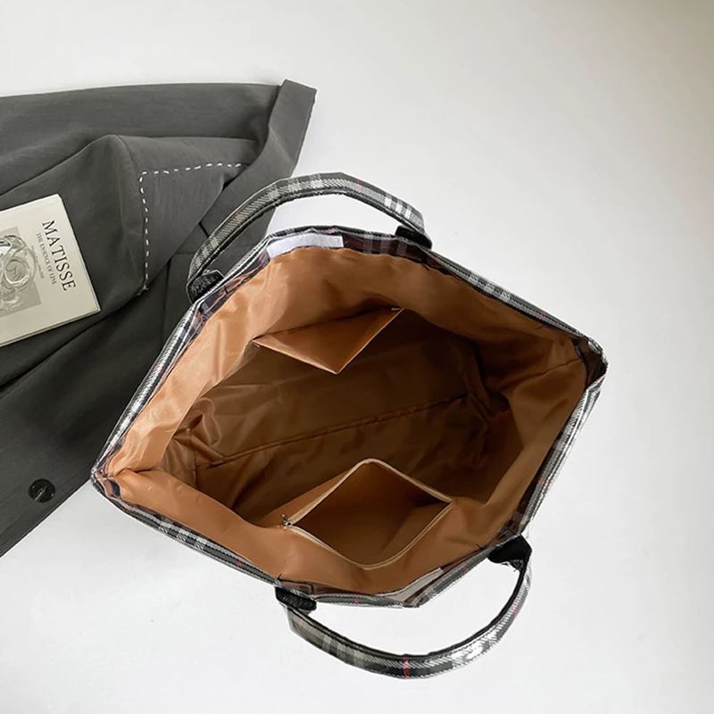 Torba z PVC, wodoodporna torba na ramię z papieru kraft o dużej pojemności, damska torba na zakupy z górnym uchwytem, kontrastowe paski w kratę