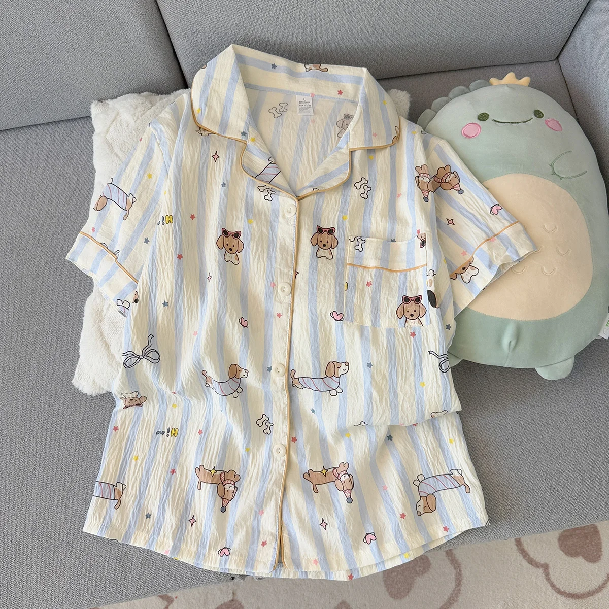 Summer Thin Pajamas for Women with Puppy Pattern, Short-Sleeved Shorts, Sweet and Cute, Can Be Worn Outside in Summer, Home Wear Set, Two-Piece Set view 3