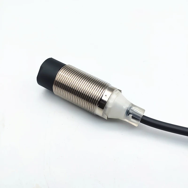 

E2B-M12KS02-WZ-C1 E2B-M18KS08-WZ-C1 E2B-M18KN10-WZ-C1 E2B-M18KN16-WZ-C1 Датчик приближения Новый оригинальный