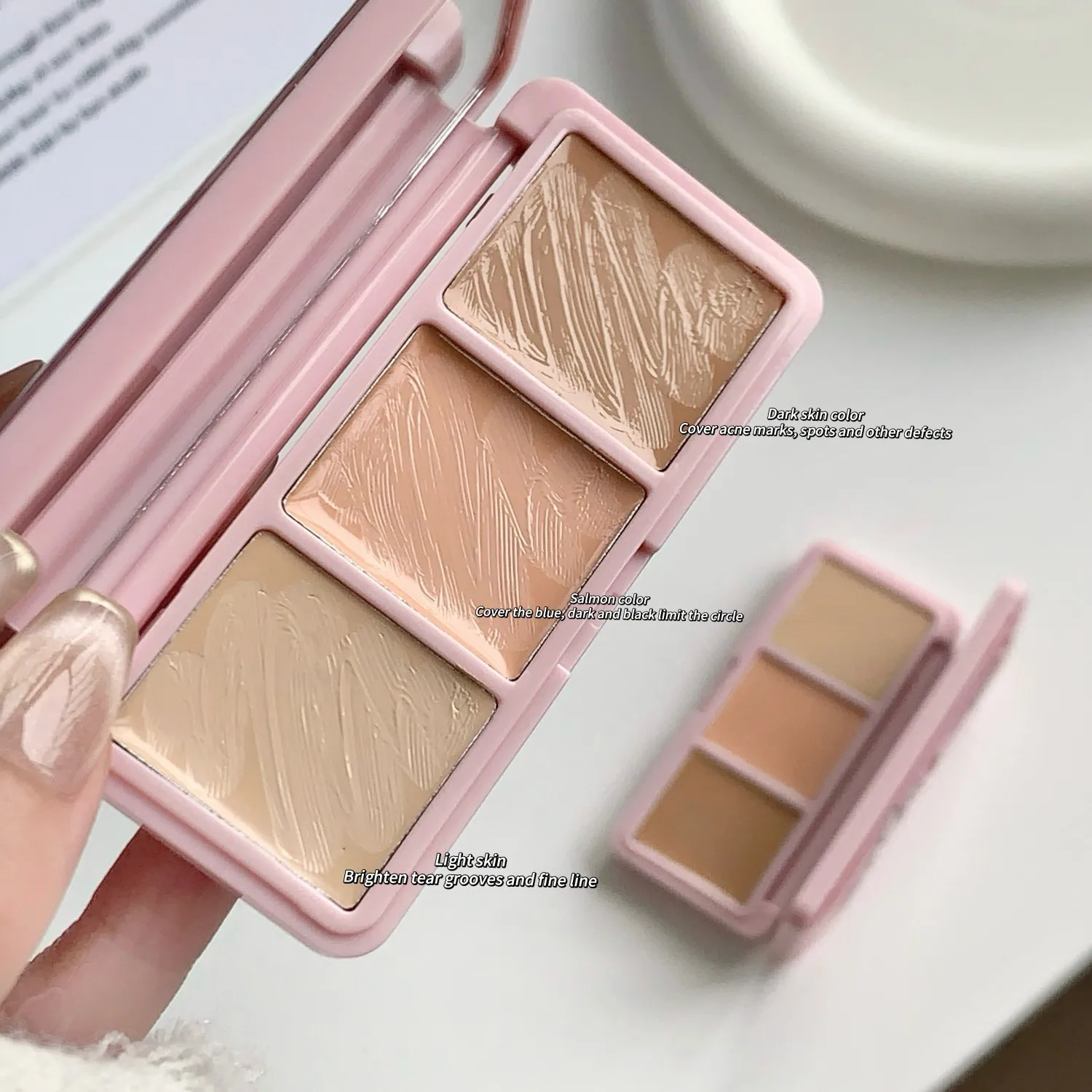 พาเลทคอนซีลเลอร์ 3 สี SHAQINUO สีแซลมอน กันน้ำ ติดทนนาน ปกปิดรอยคล้ำใต้ตา รอยสิว รูขุมขน ปรับสีผิวให้กระจ่างใส