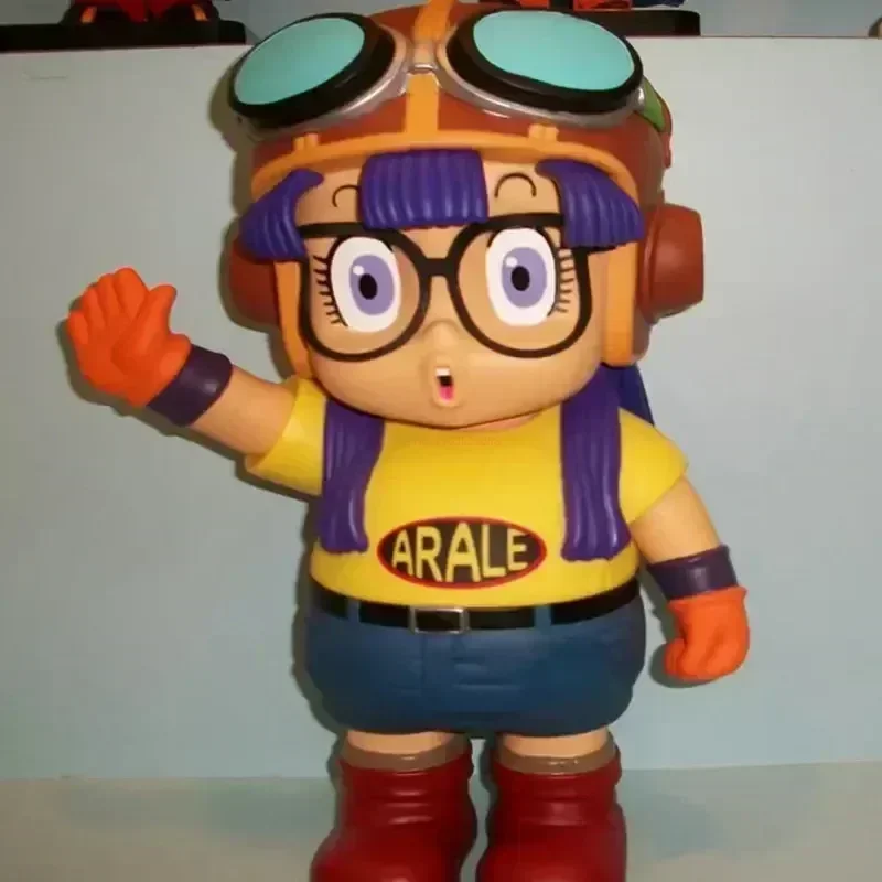 20-40cm Aral Dr. Slump Figurine Anime The King The Universe Figure Pvc Statue Figures Model Home Decor Toy Doll Surprise Gift