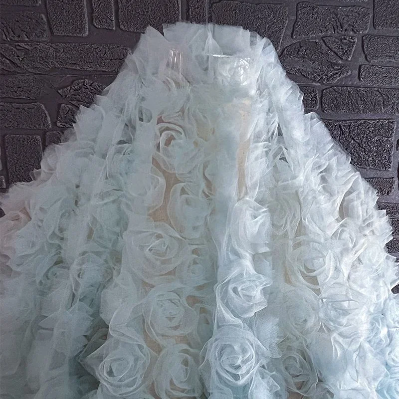 

Blue Rose Three-dimensional Relief Fabric Jacquard Mesh Wedding Dress Dress Dress Clothing Designer Fabric