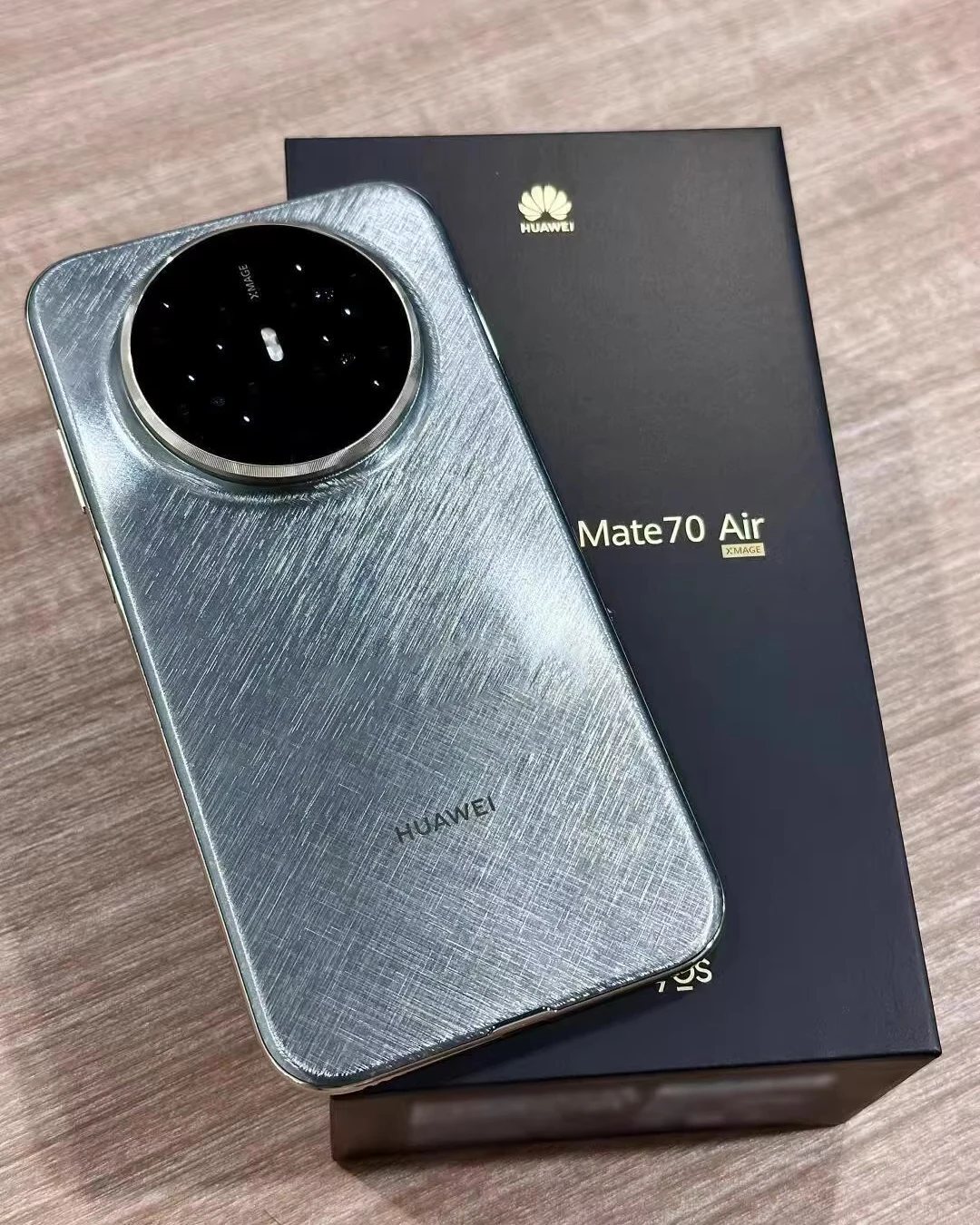 Original Huawei Mate 70 Air Mobile Phone 7.0 Inches Kunlun Glass Kirin 9020A/9020B HarmonyOS 5.1 Battery 6500mAh Smartphone