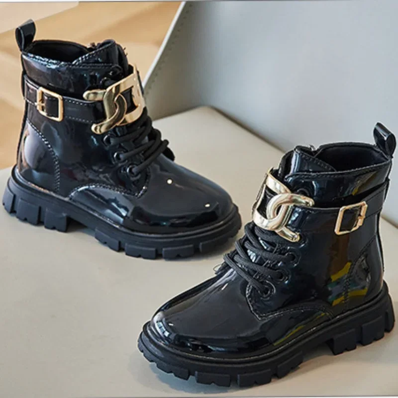 Kids Fashion Girls Ankle Boots Chains 2023 Children Casual Shoes Glossy Non-slip Versatile Simple Side Zipper Catwalk Shoes PU