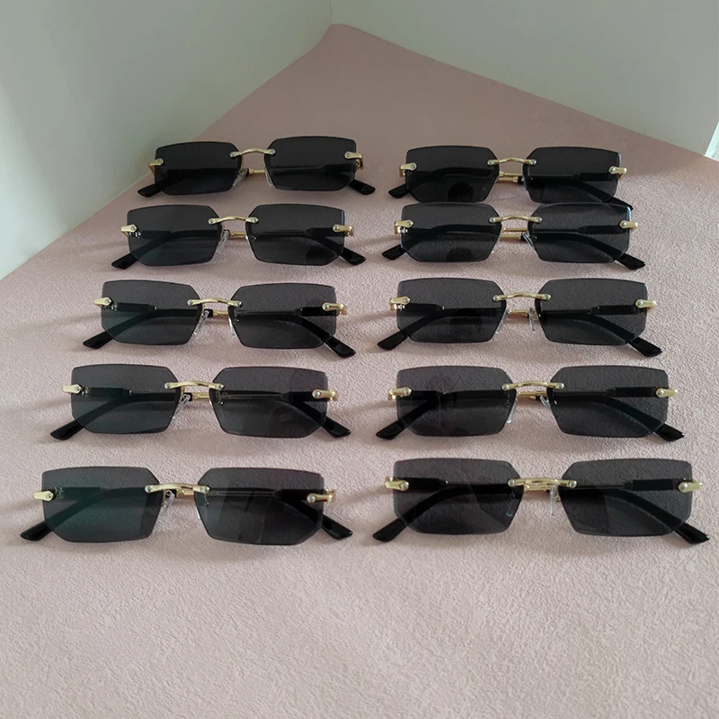 Thumbnail 2 - #12 Top 50 Trendy Fashion Sunglasses
