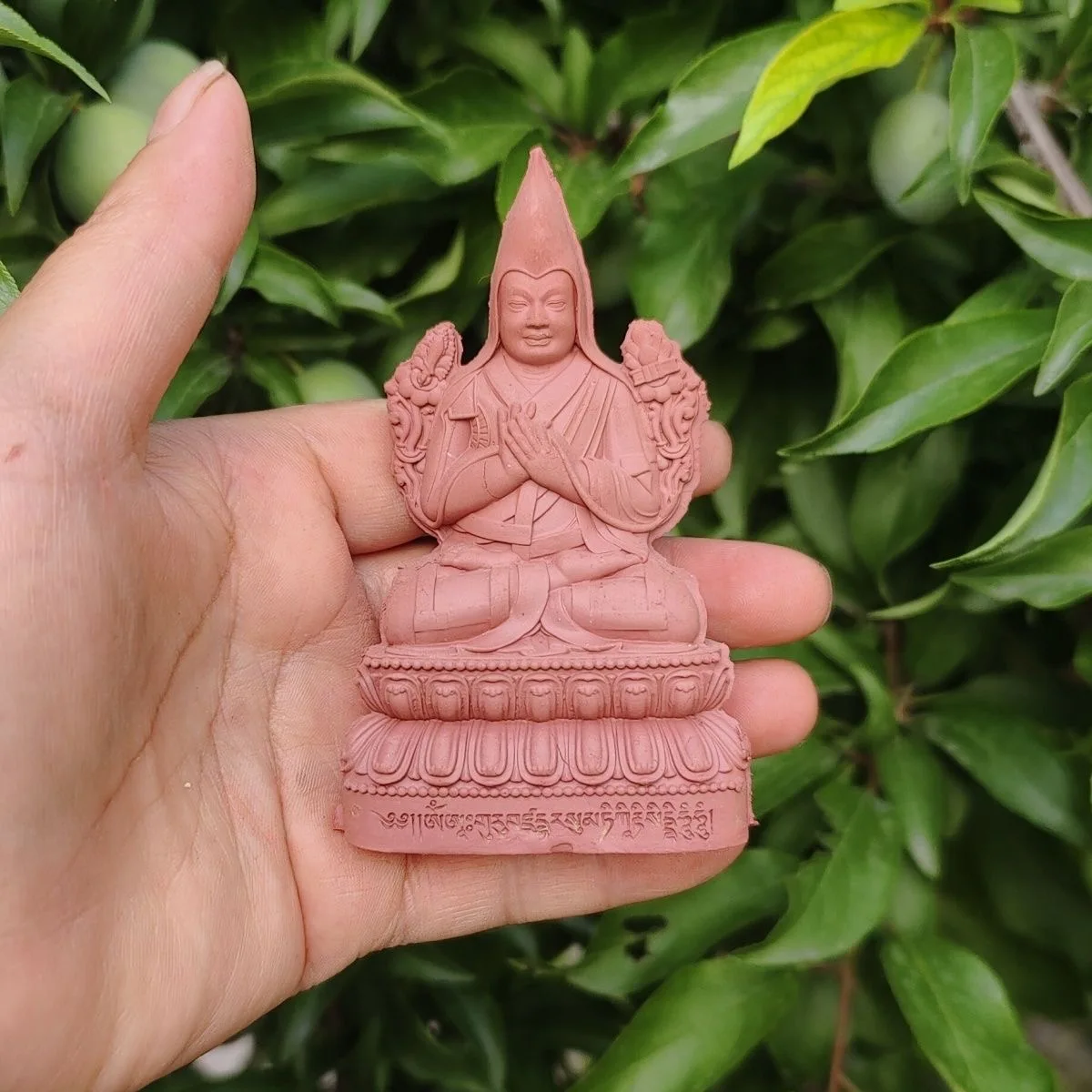 特別提供-手作り仏像-チベット-ゲルグ寺院の僧侶が安置したツォンカパ・ツァツァ仏像-仏教粘土像