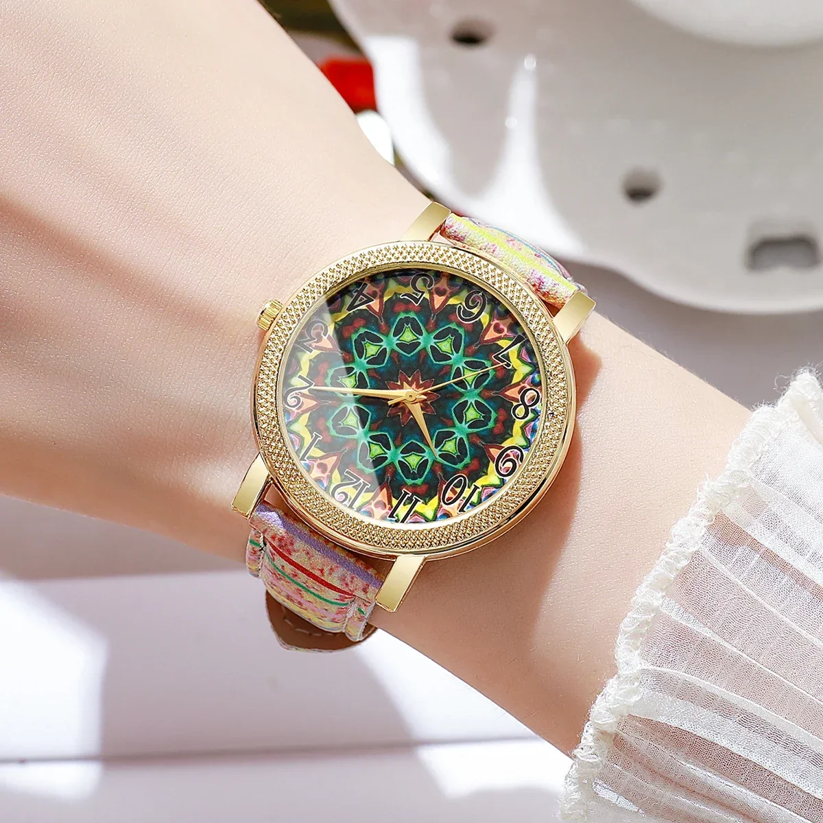Surprise Blind Box Bohemian Women Watch, Mandala Print Dial Colorful Fabric Strap Quartz Wristwatch Girls Gift view 4