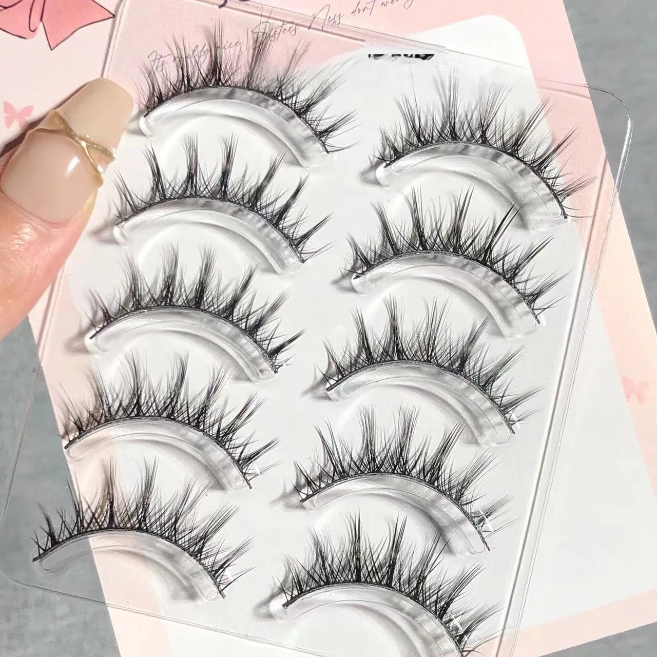 Doudou Zoete Valse Wimpers Natuurlijke Simulatie Zwarte Harde Steel Dubbele Oogleden Hele Kleine Duivel Fee Haar Ddt76