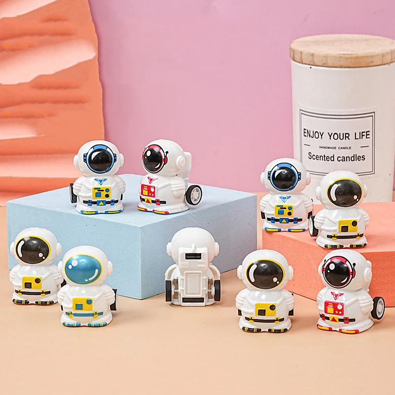 10 pz/borsa Creativo Mini Astronauta Tirare Indietro Giocattoli Novità Tirare Indietro Giocattoli Del Fumetto Tirare Indietro Auto Giocattolo Per Bambini Festa Di Compleanno Favori