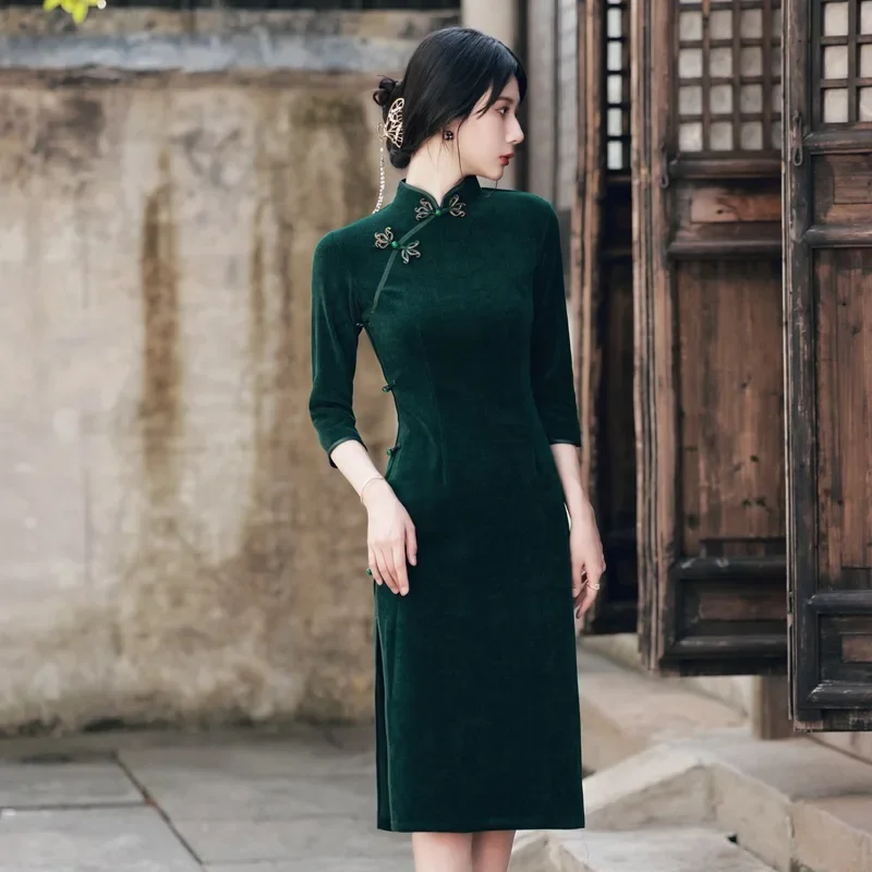 Green Retro Three Quarter Sleeve Cheongsam 2024 Spring Autumn Dress Chinese Traditional Dresses Women's Elegant Novelty Qipao