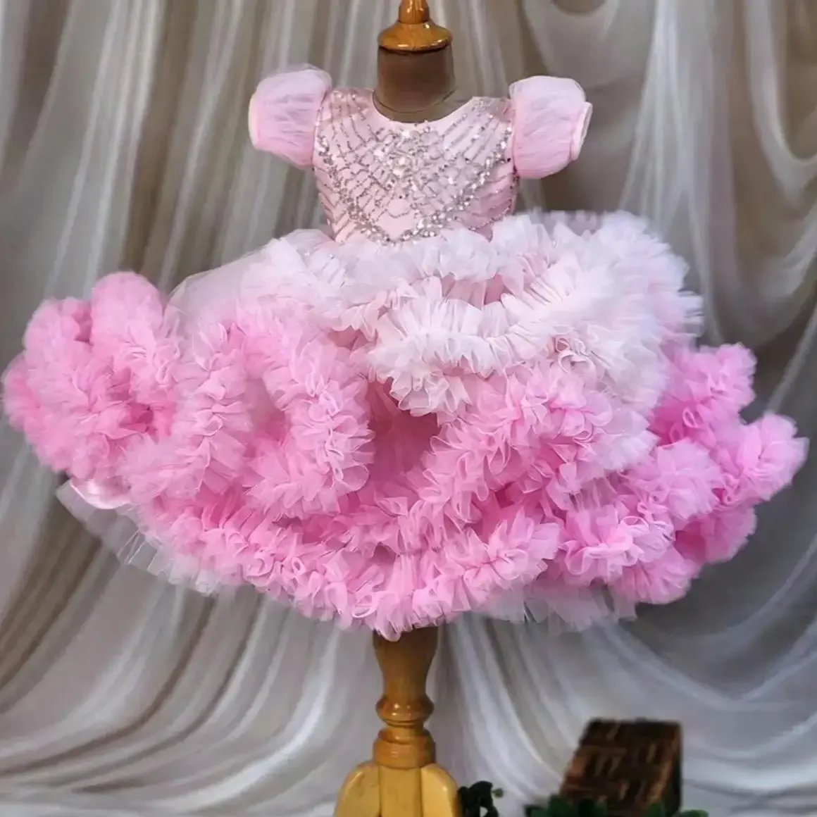 Custom JDY High Puff Sleeve Beaded Ruffle Flower Girl Dress Wedding Party Gown Birthday Party Dress Kids Pageant Dress فساتين اط