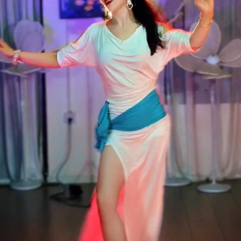 تخصيص Swegal ملابس رقص البطن ملابس الرقص الشرقي الأبيض مشروط طوق رداء تنورة حزام الحجاب 3 قطعة ملابس الرقص الغريبة