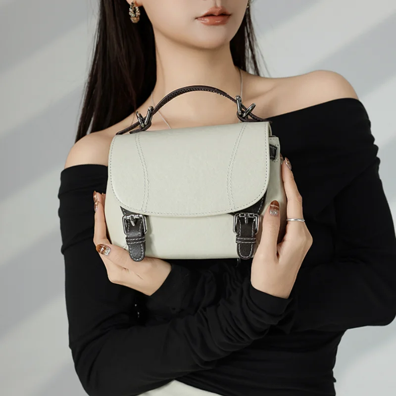 

fashionable luxurious designer flip bag Women's genuine leather mini handbag Ladies 2026 spring/summer commuting shopping bags