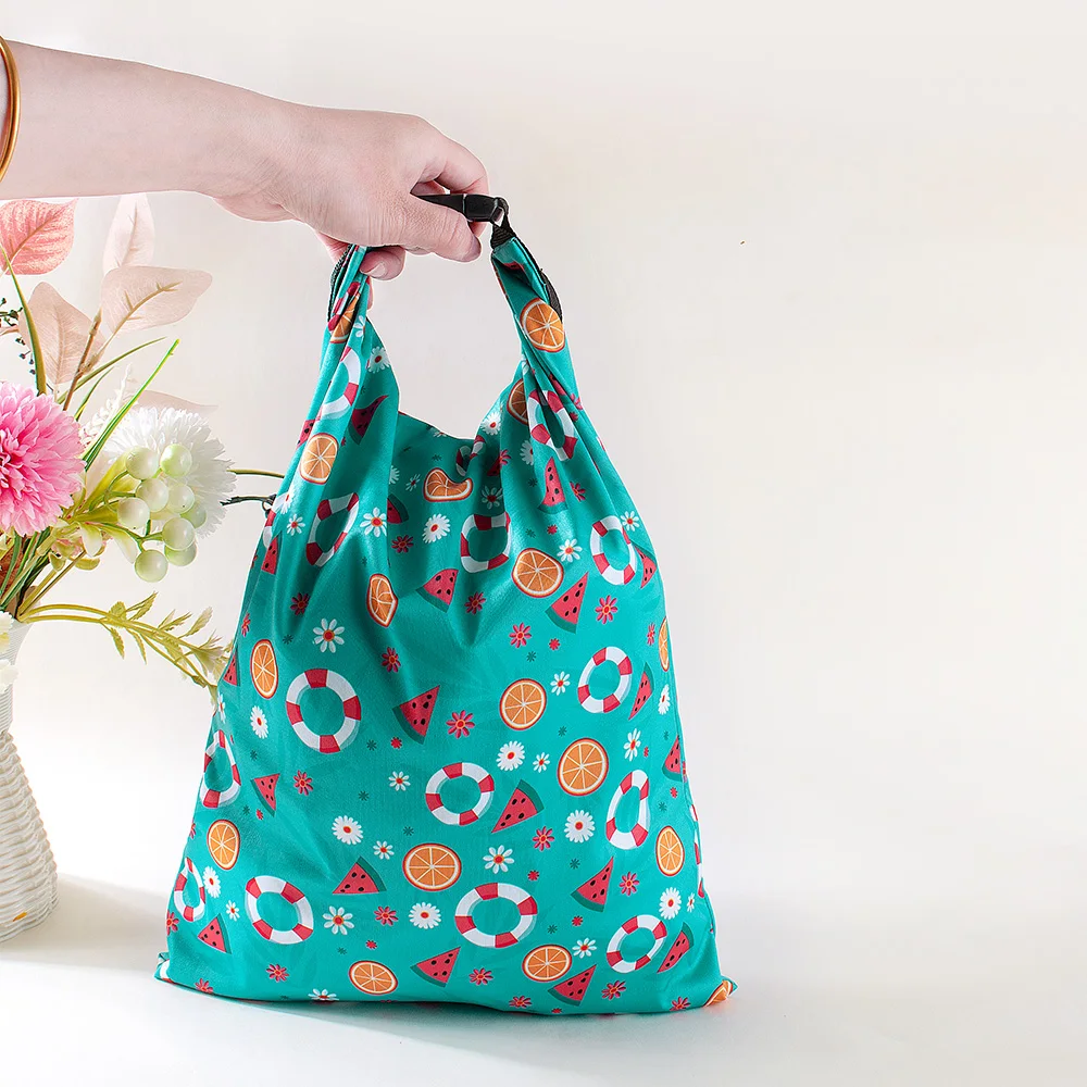 新生児おむつ収納バッグ、防水ドライ&ウェット両用ママバッグ、環境に優しい、洗濯可能&再利用可能なポータブルトラベルバッグ