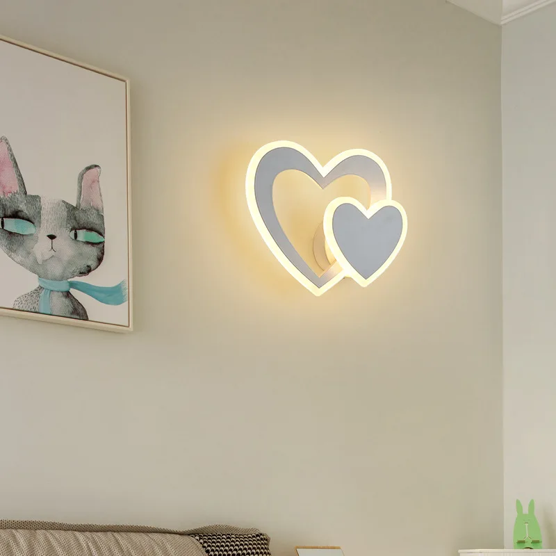 Rotatablet LED Heart Shape Wall Lamp Modern Nordic Style Creative Wall Sconce for Bedroom Living Room Aisle Bedside Decor Lamps