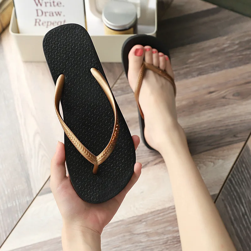 

Women's PVC Flip Flops Flat Soft Sole Solid Black Wear Resistant Non Slip Plastic Slippers For Indoor Home Daily Wear Black